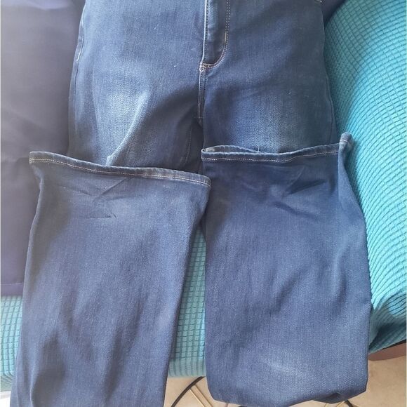 Universal Thread Flare jeans Size 26/32 - Picture 3 of 5